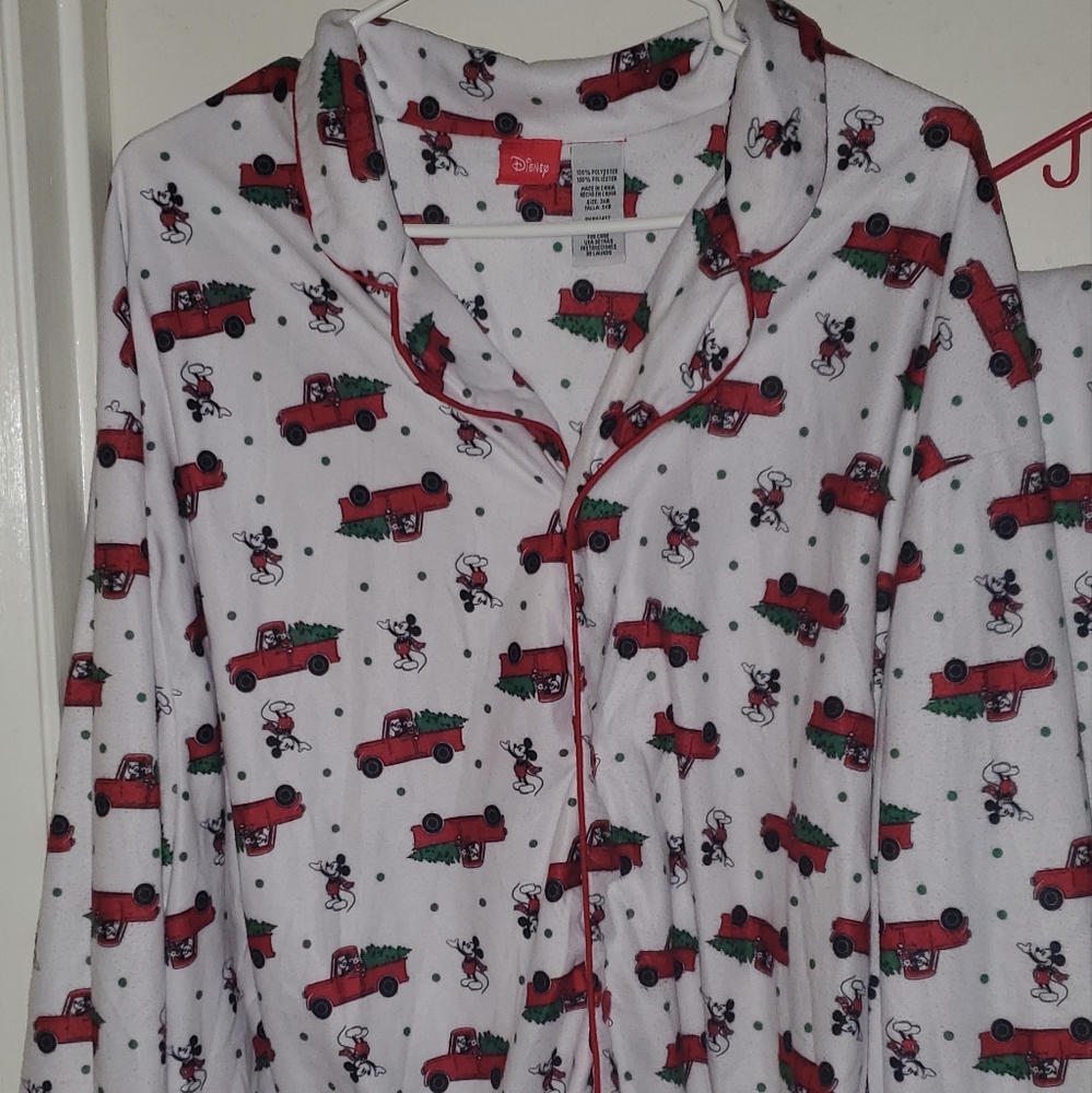 Disney MICKEY MOUSE Red TRUCK Holiday FLANNEL size 3x